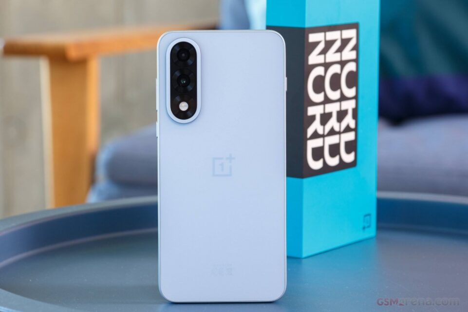 مقایسه Sony Xperia 10 VI با OnePlus Nord 5