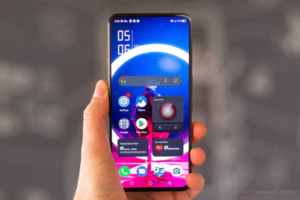 مقایسه Red Magic 7 Pro و POCO F4 GT 