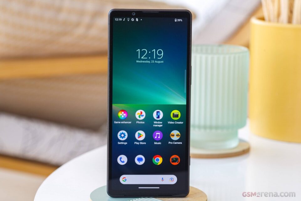 بررسی گوشی Sony Xperia 5 V