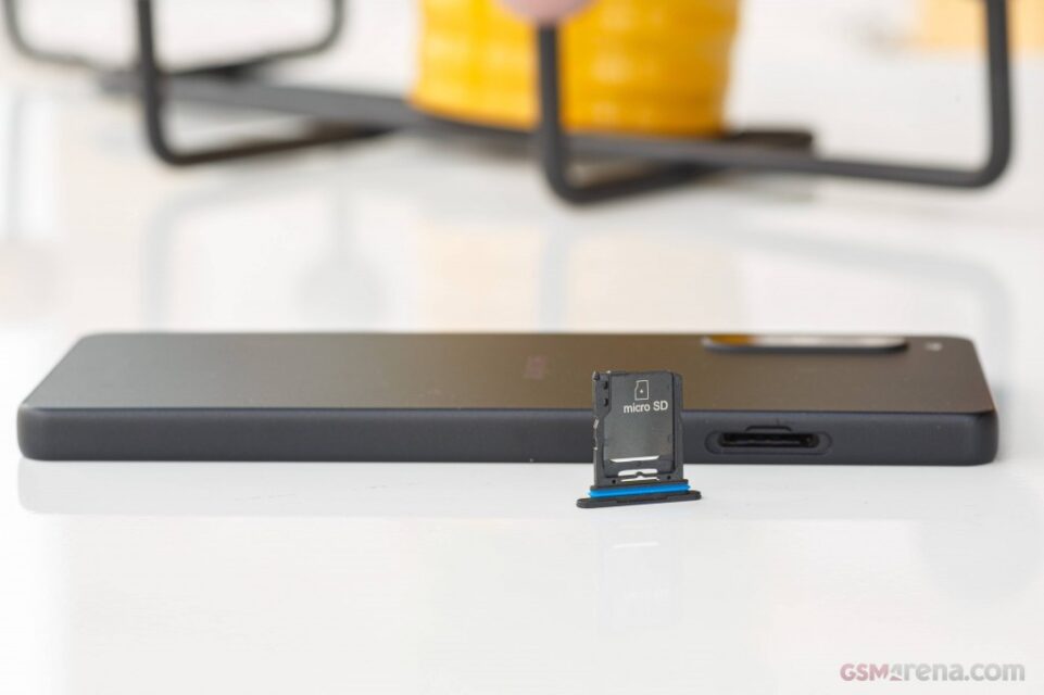 بررسی گوشی Sony Xperia 10 V