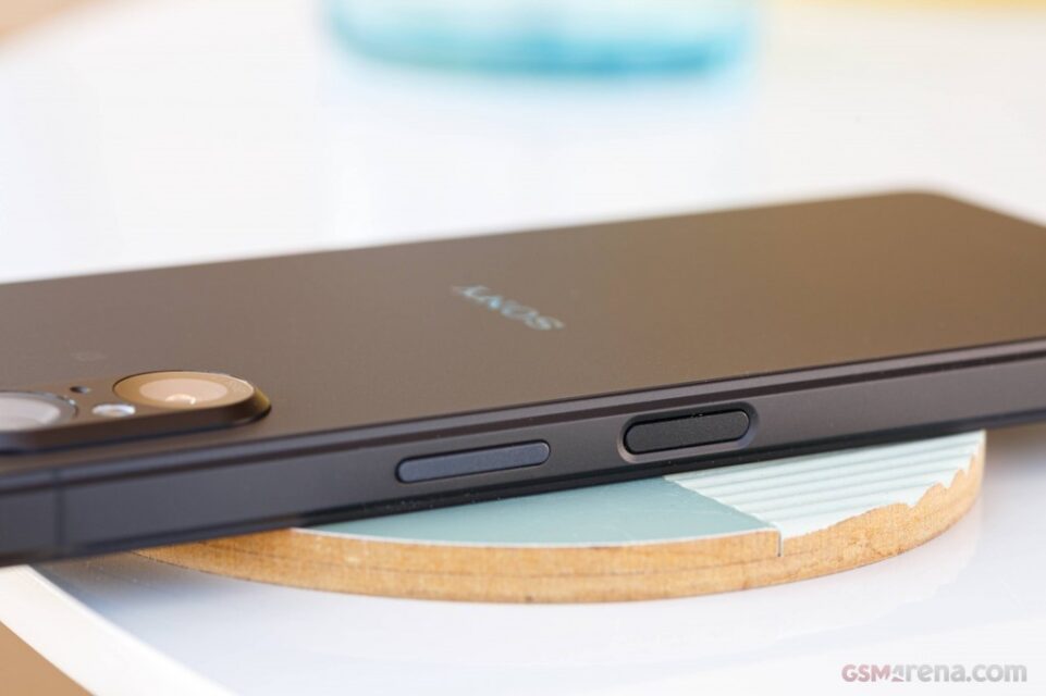 بررسی گوشی Sony Xperia 5 V