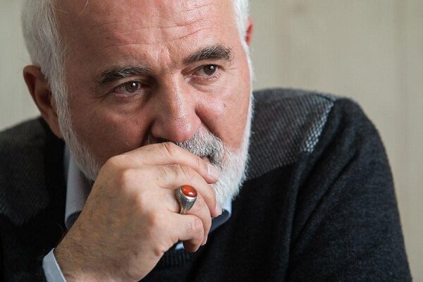 احمد توکلی کیست؟ بیوگرافی