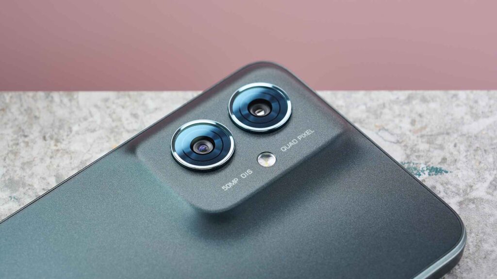 بررسی گوشی Moto G55 