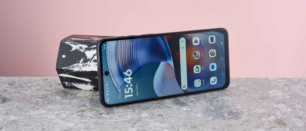 بررسی گوشی Moto G55 