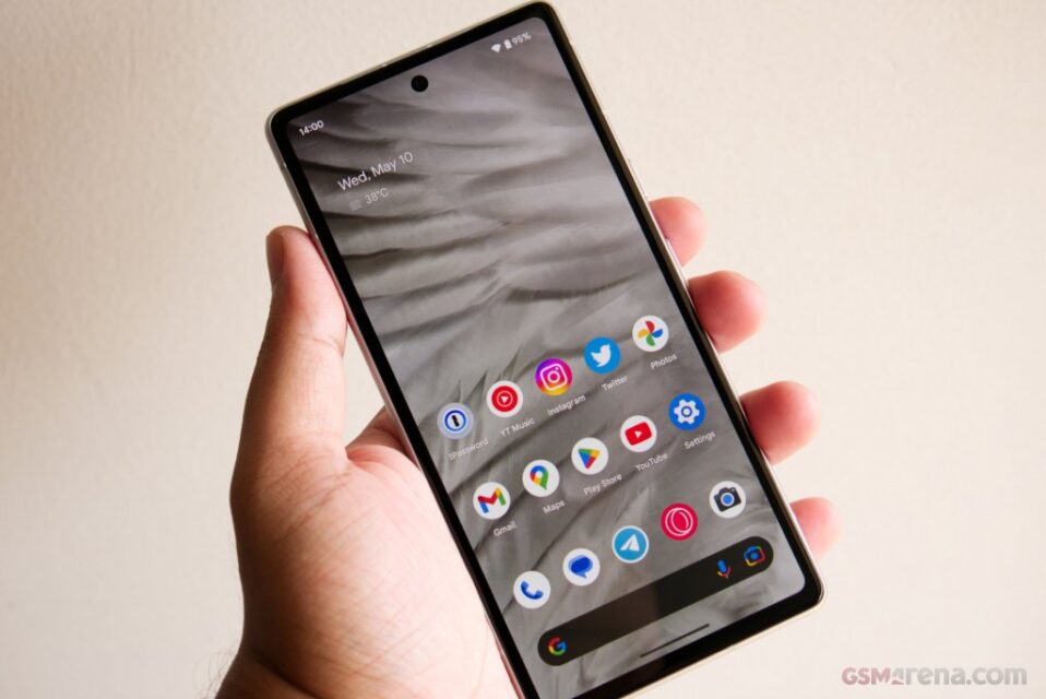 بررسی گوشی Pixel 7a