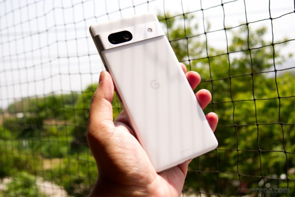 بررسی گوشی Pixel 7a