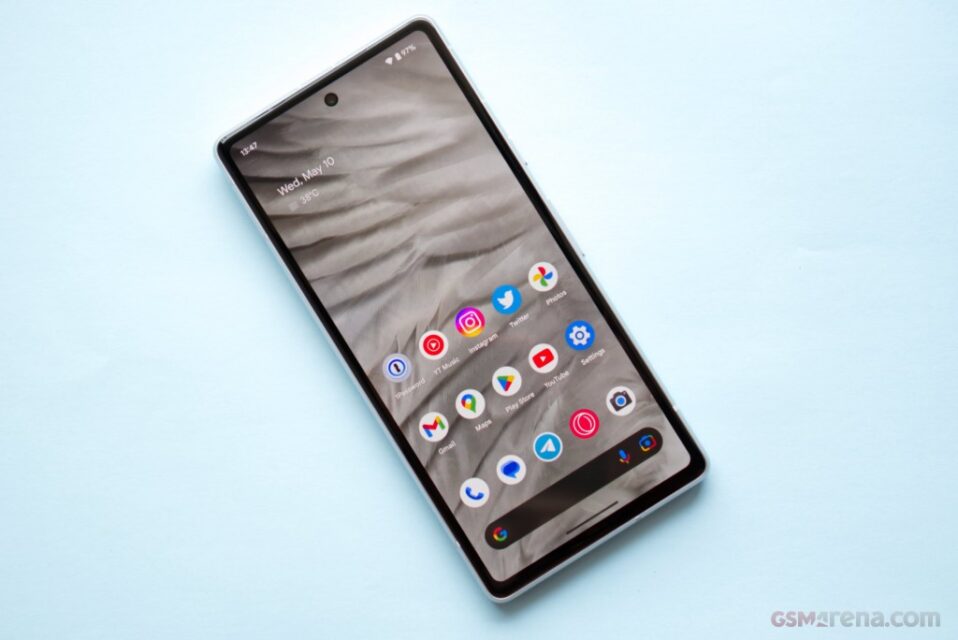 مقایسه Xperia 10 V و Pixel 7a