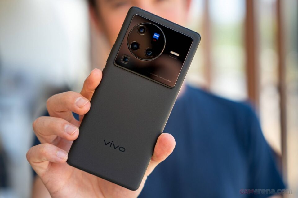 مقایسه Vivo X80 Pro و Sony Xperia 5 IV
