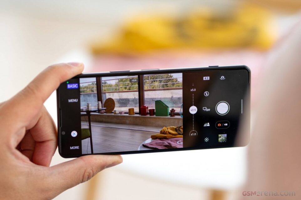 مقایسه Vivo X80 Pro و Sony Xperia 5 IV