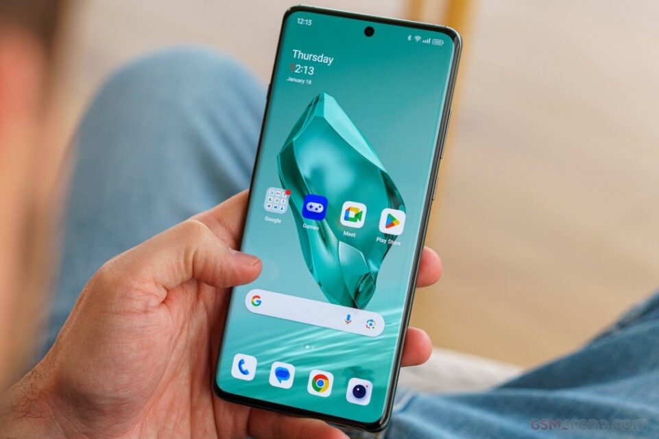 مقایسه Sony Xperia 1 V و OnePlus 12