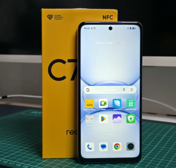 مقایسه Moto G35 و Realme C75x