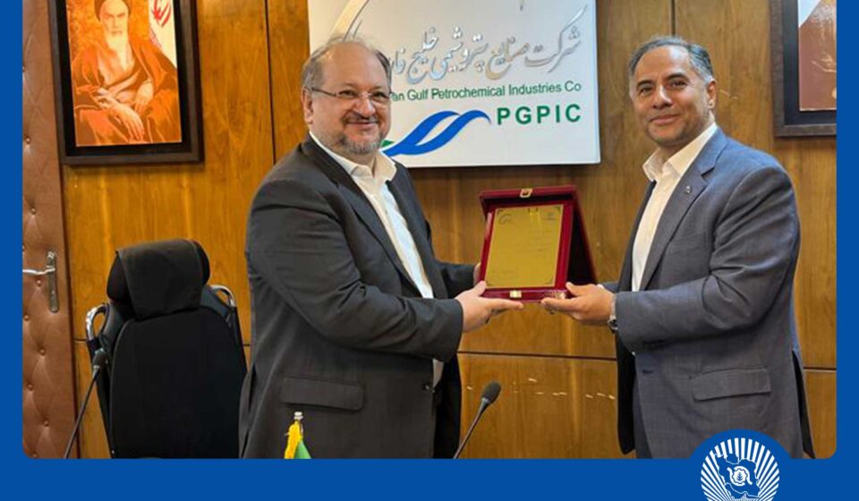 مدیرعامل بانک تجارت ارتقای شش رتبه‌ای شرکت صنایع پتروشیمی خلیج فارس را تبریک گفت