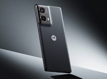 بررسی گوشی Moto S50 Neo