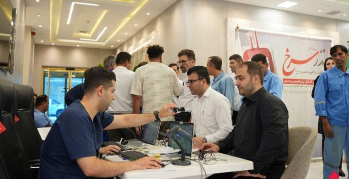 «نذر سرخ»؛ جاماندگان اربعین در پتروشیمی پردیس خون خود را به بیماران هدیه كردند