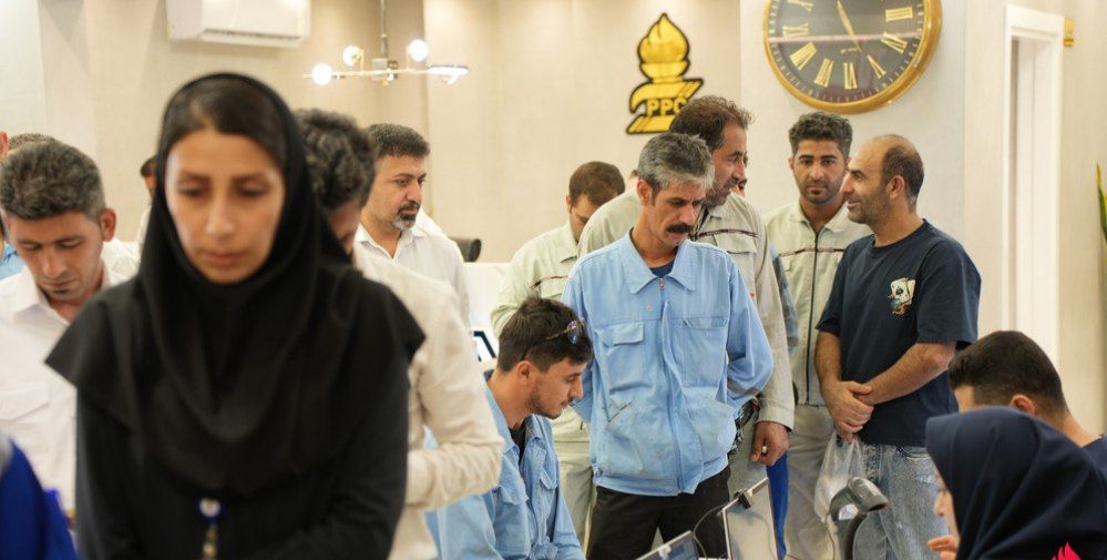 «نذر سرخ»؛ جاماندگان اربعین در پتروشیمی پردیس خون خود را به بیماران هدیه كردند