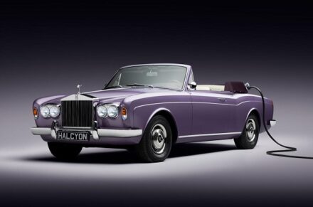 Halcyon rolls royce corniche01
