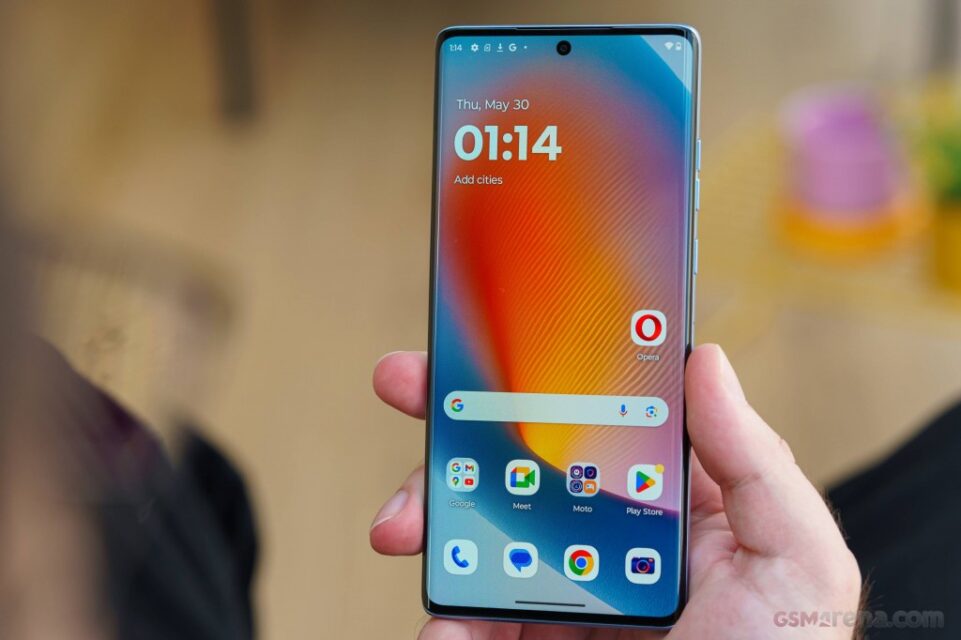 بررسی گوشی Motorola Edge 50 Fusion