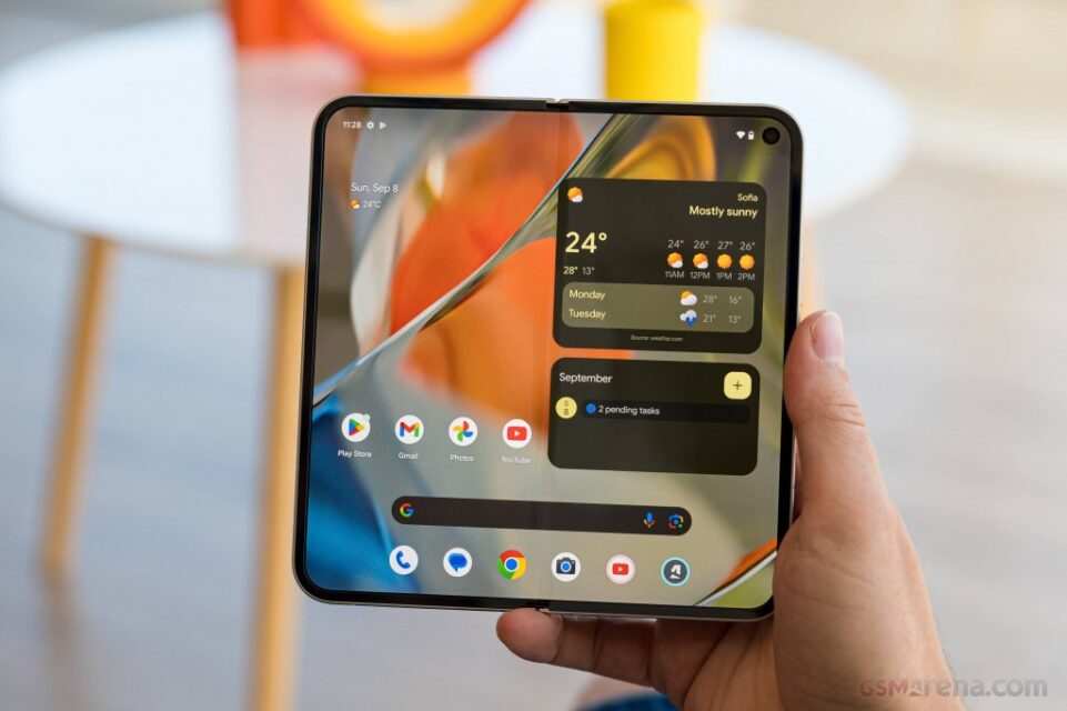 مقایسه Pixel 9 Pro Fold و Honor Magic V5