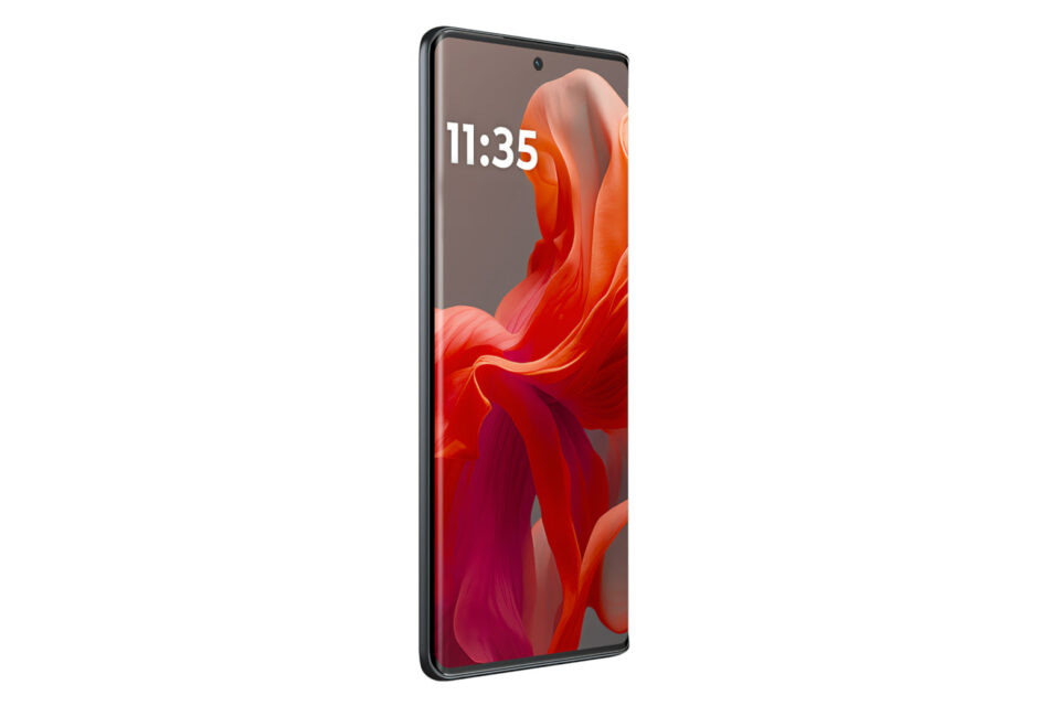 بررسی گوشی Moto S50 Neo