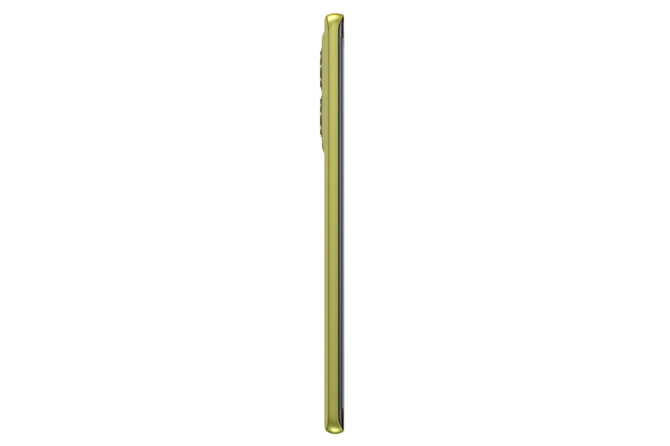 بررسی گوشی Moto S50 Neo
