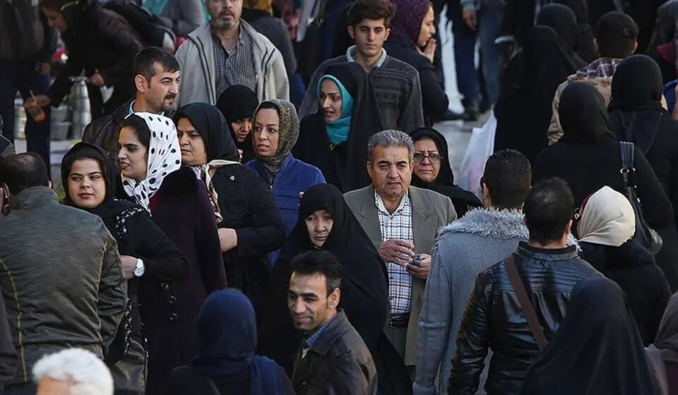 یک پژوهش خواندنی | تأثیر تحریم‌ها بر طبقه متوسط ایران