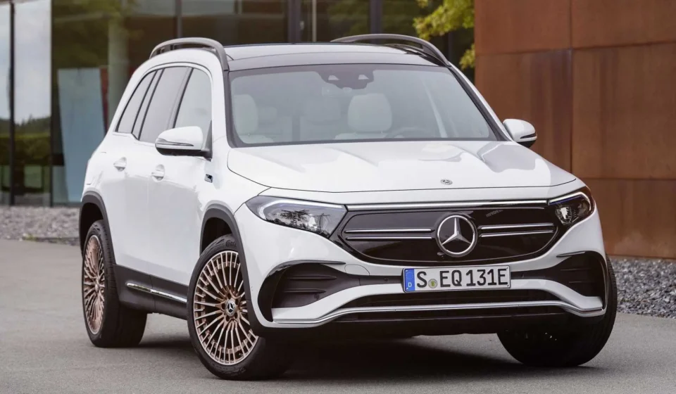 مرسدس بنز EQB