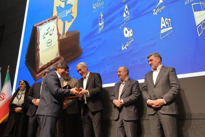 فولاد مبارکه؛ بازوی تأمین صنایع مادر و برترین بورس کالا