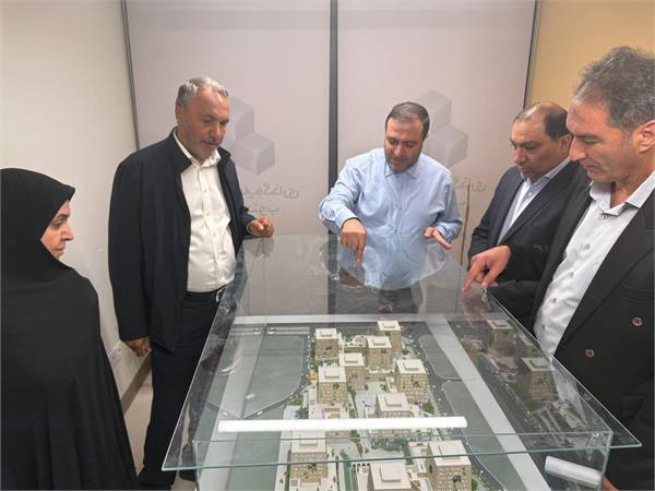 بازدید رئیس کمیسیون عمران مجلس از پروژه مسکونس «شار صدرا» شرکت سرمایه‌ گذاری مسکن جنوب