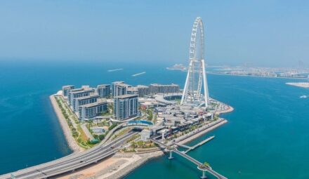 گنجینههای مخفی دبی؛ جاذبههای کمترشناخته نوروز ۱۴۰۵ جزیره بلوواتر؛ آرامش در کنار دریا