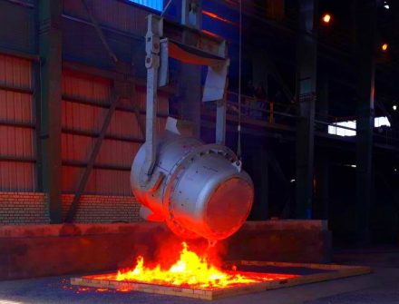 محصولات فروآلیاژ شیروان بهار 1406 به بازار می‌آید