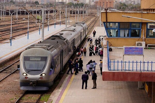 بازگشت قطارهای تبریز به ریل؛ مسیرهای آسیب‌ دیده ترمیم شد
